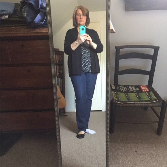 Meet your Posher, Carol - Picture 1 of 1