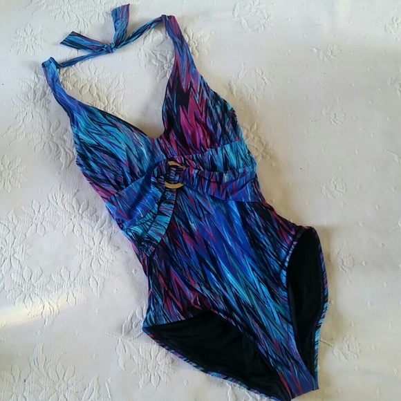 SPANX HALTER ONE PIECE - Picture 3 of 8