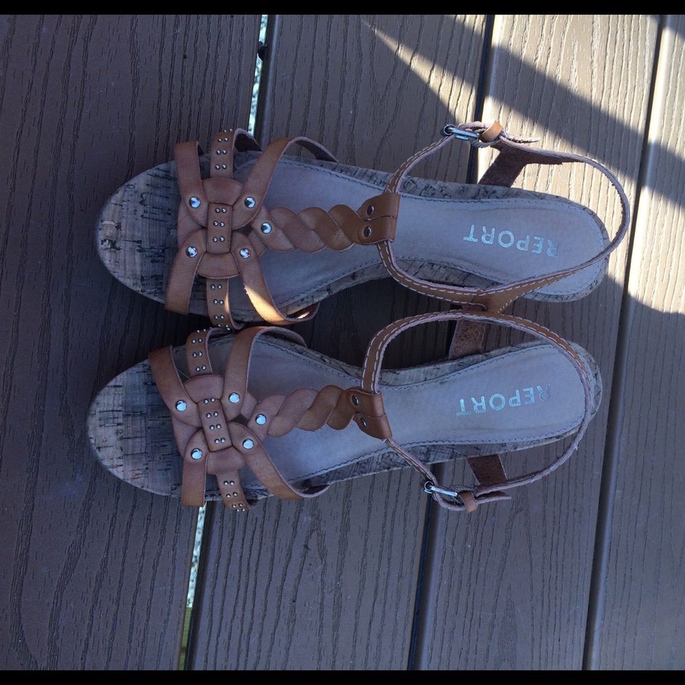 Brown wedges
