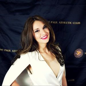 Meet your Posher, Jennifer