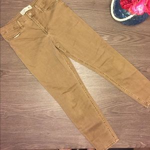 Abercrombie Super Skinny Ankle Khaki Jean