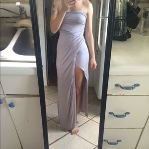 Mora Elegant Silk form- fitting evening dress