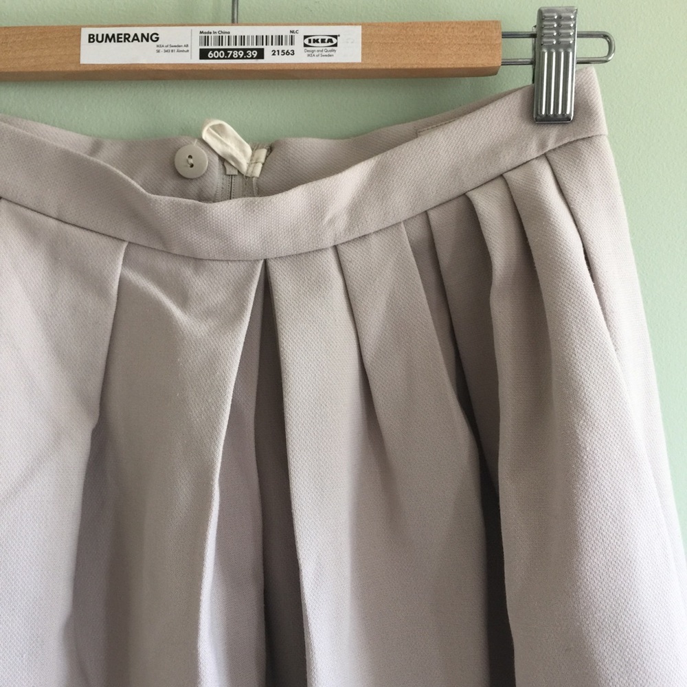 H&M thick skirt size 6. NWOT - Picture 4 of 4