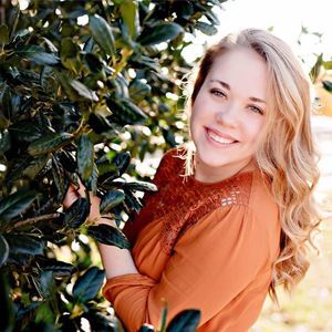 Meet your Posher, Chloe