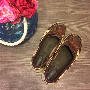 PRICE DROP 🔥 Sperry Leather and Leopard Loafers