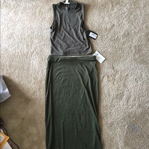 BNWT two piece set green