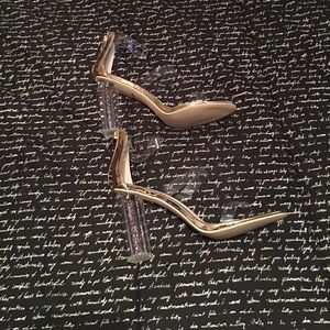 Clear 3 strap heel with glitter inside heel