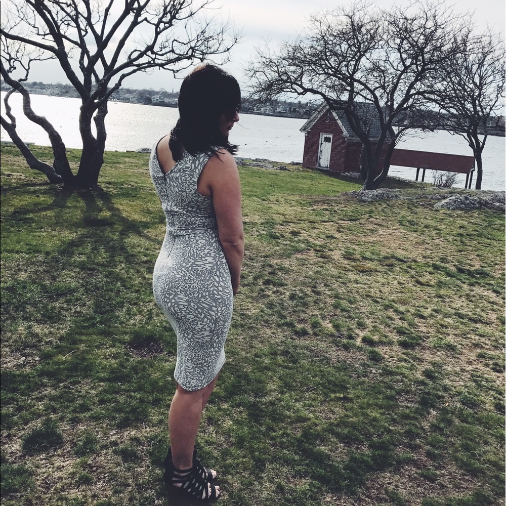 NWT Beautiful Textured Black/ White Cocktail Dress