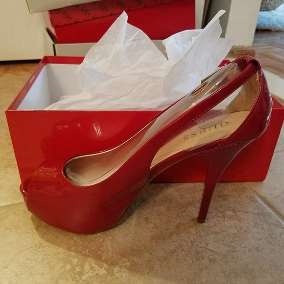 Heels - Picture 1 of 3