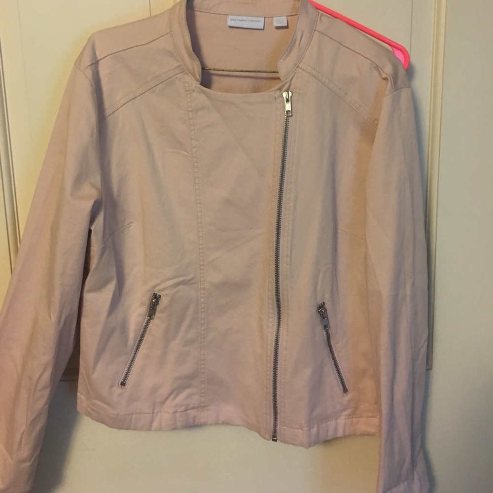 Blush Moto jacket from NY&Co size large - Picture 5 of 6