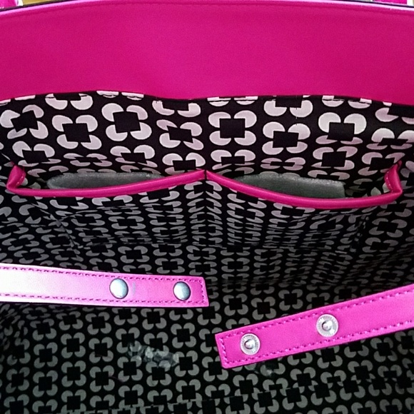 Vera Bradley - Picture 4 of 4