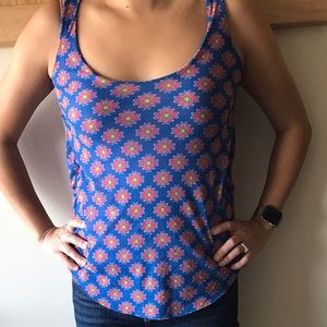 Sweet pea fun pattern tank top