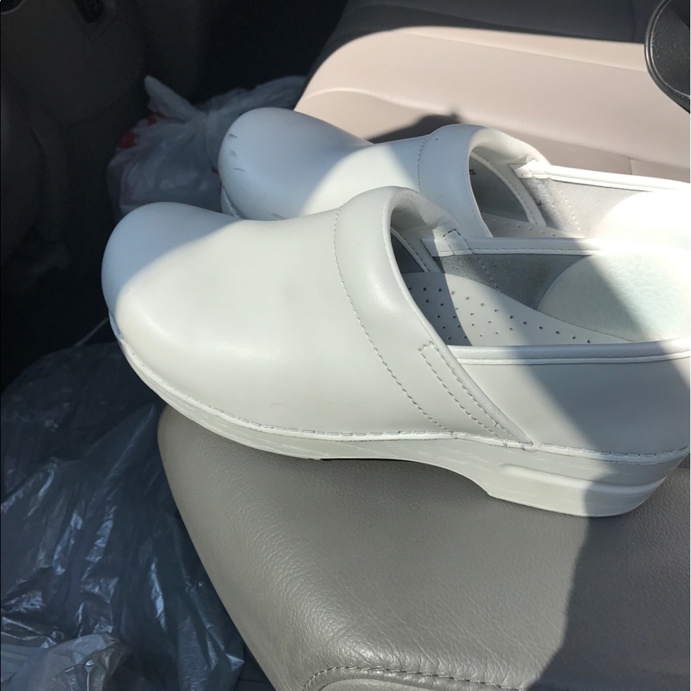 Dansco shoes clogs