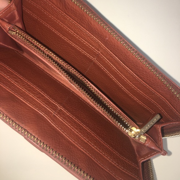 Tory Burch Zip Around Wallet - Picture 3 of 5
