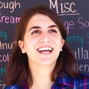 Meet your Posher, Hannah