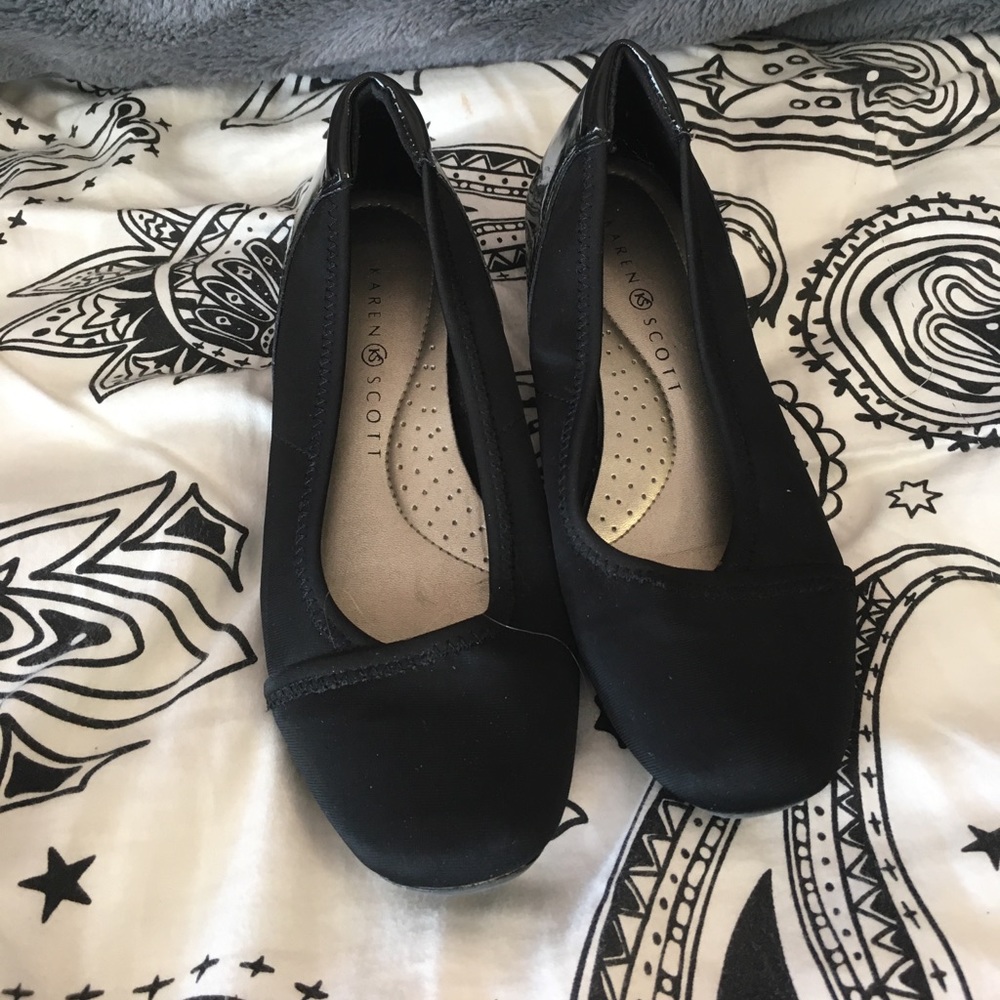 Barely worn Karen Scott Heels