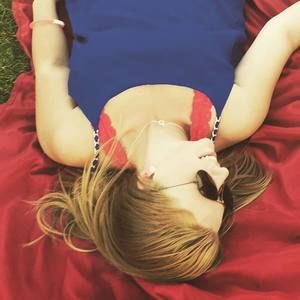 Meet your Posher, Mallory