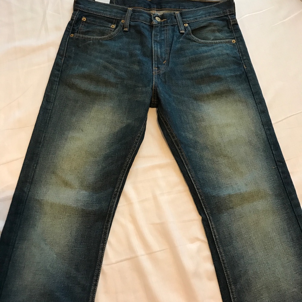 Levi jeans