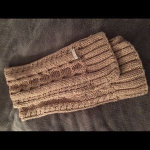 Heavy knit scarf
