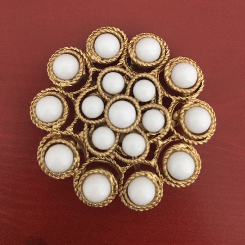 Stella and Dot white and gold broach.