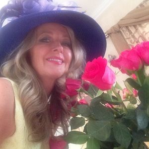 Meet your Posher, Phyllis