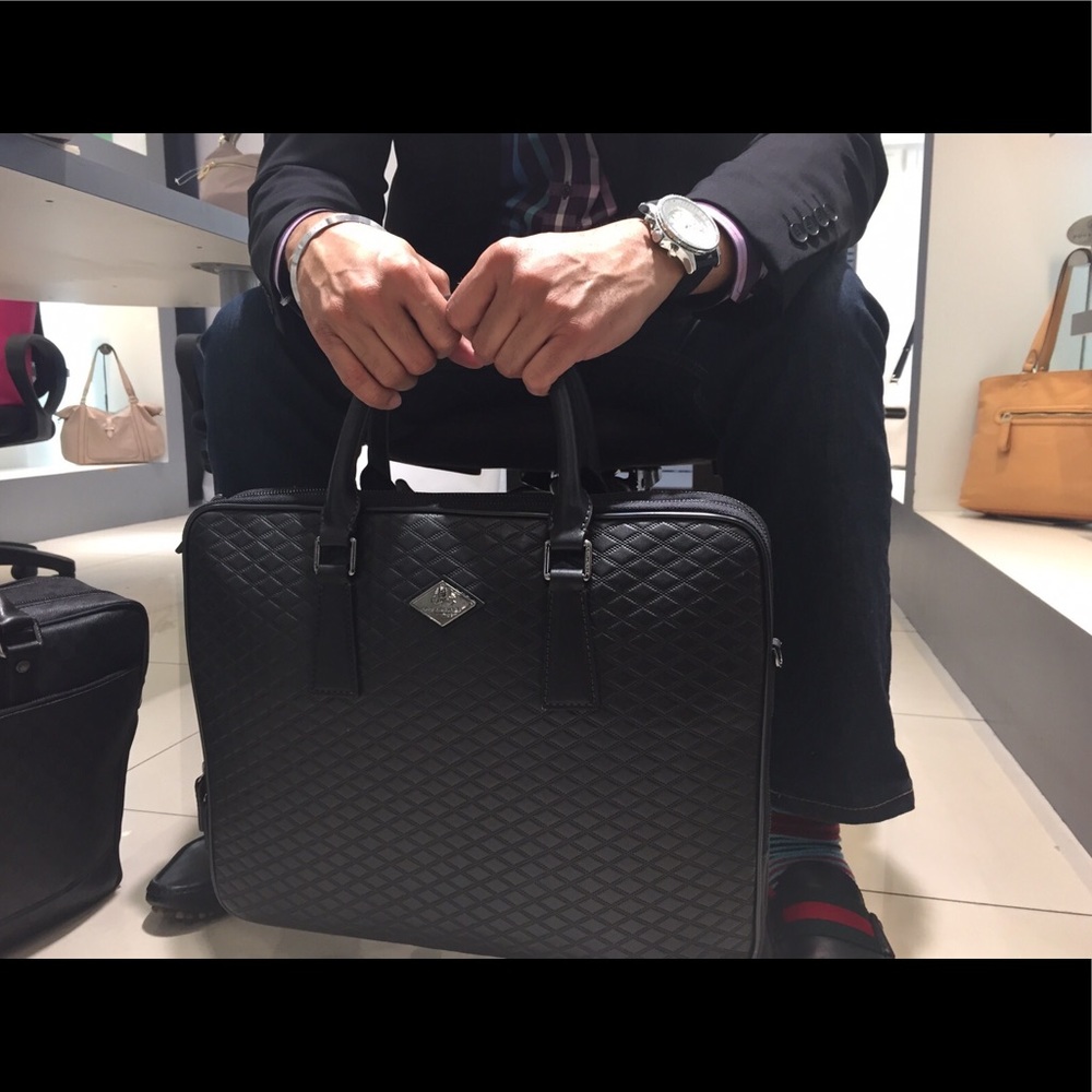 Meet your Posher, Sun