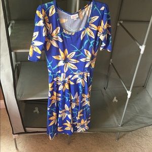 Nicole dress