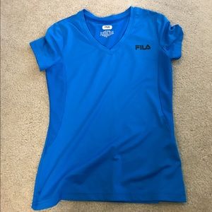 Fila blue girls v neck🏃‍♀️💙