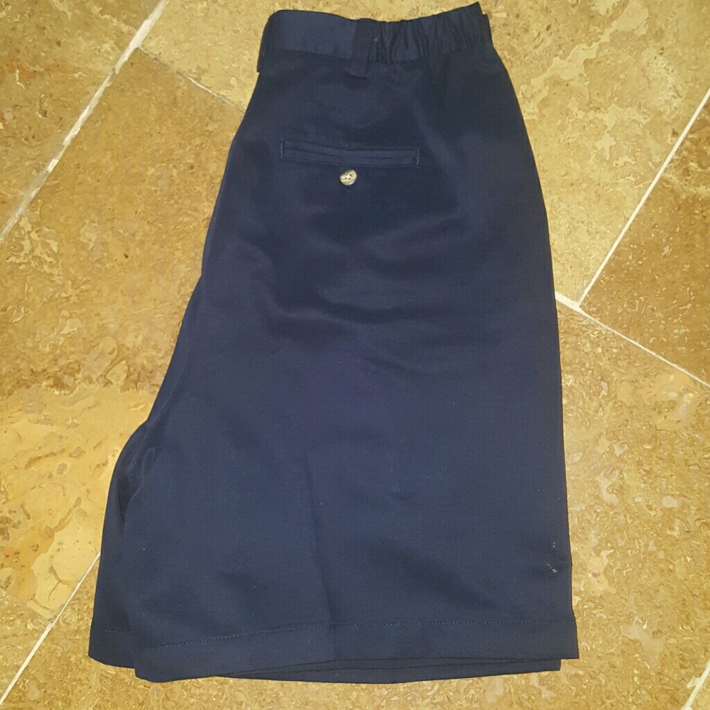 Navy pleated shorts