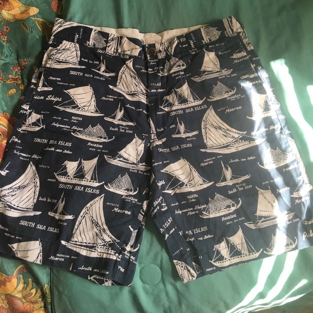 J CREW MEN SHORTS