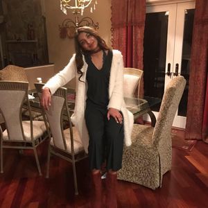 Meet your Posher, Afrah