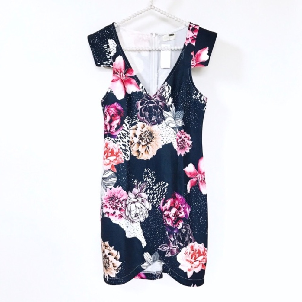 Navy LF floral dress