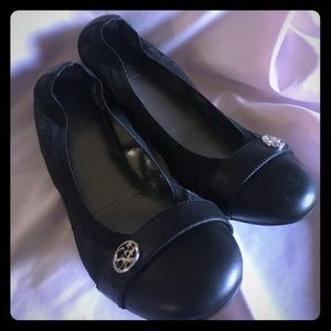 🌸 Coach Flats!! Size 8 🌸