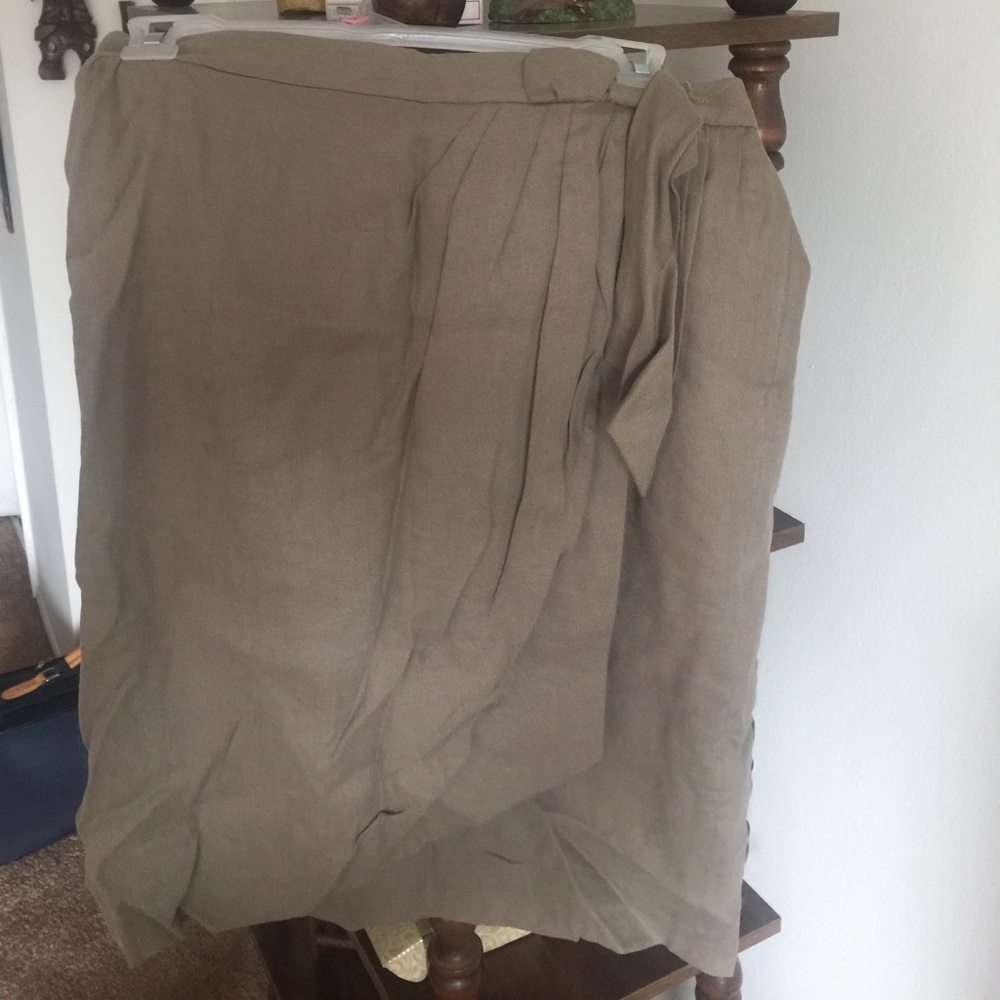 Cute formal short skirt