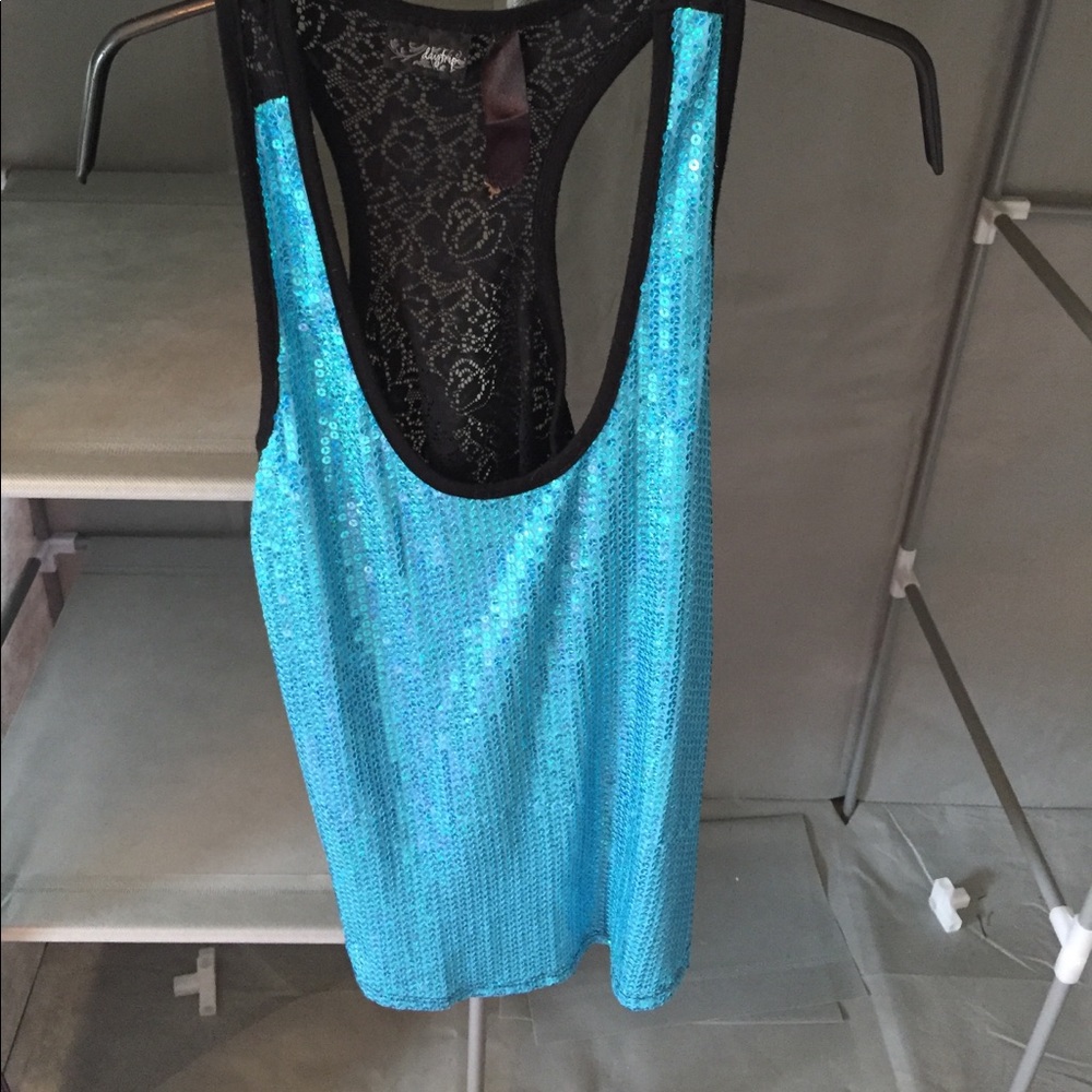 Sparkle tank