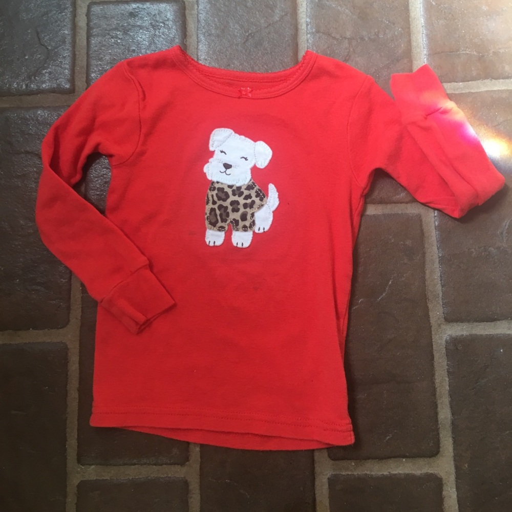 Cute lightweight shirt for any poochie lovin gal🐶