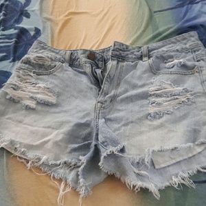 American Eagle High waisted shorts