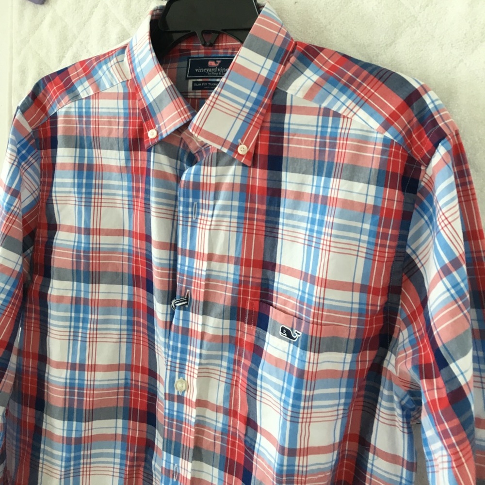 Vineyard Vines dress shirt