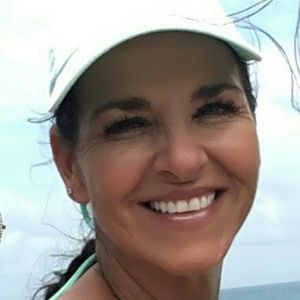 Meet your Posher, Debra