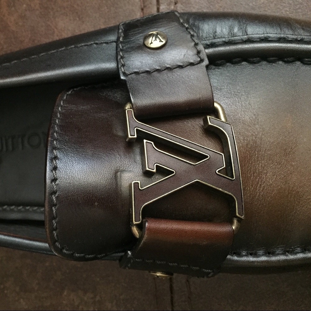 Louisvuitton loafer. Throw away deal