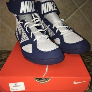 NEW Nike Takedown Wrestling Shoes(navy blue/white)