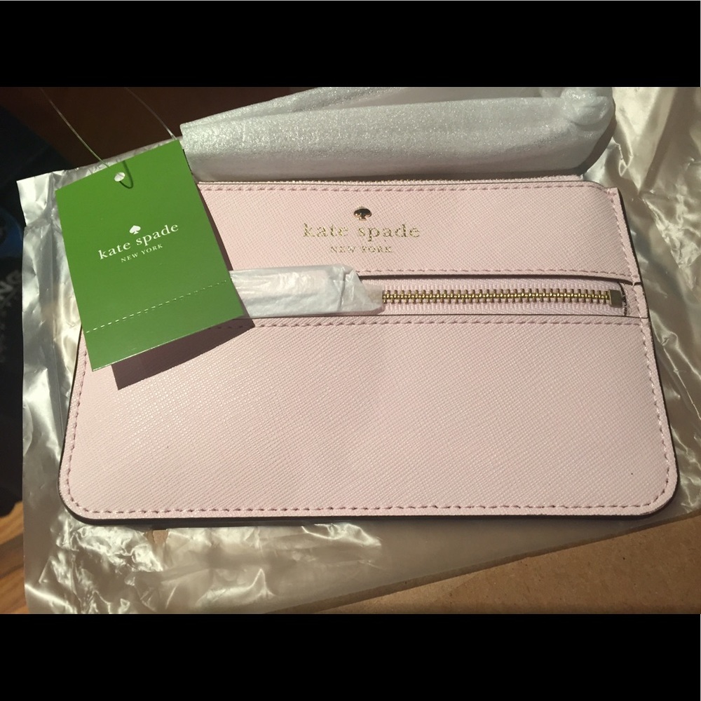 BNWT Kate Spade wristlet/clutch