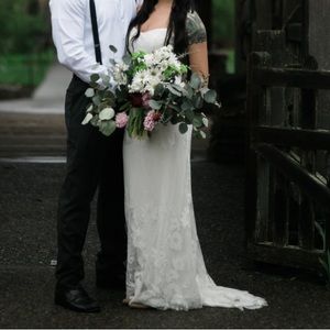 Galina Lace Sheath Wedding Dress