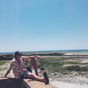 Meet your Posher, Alex