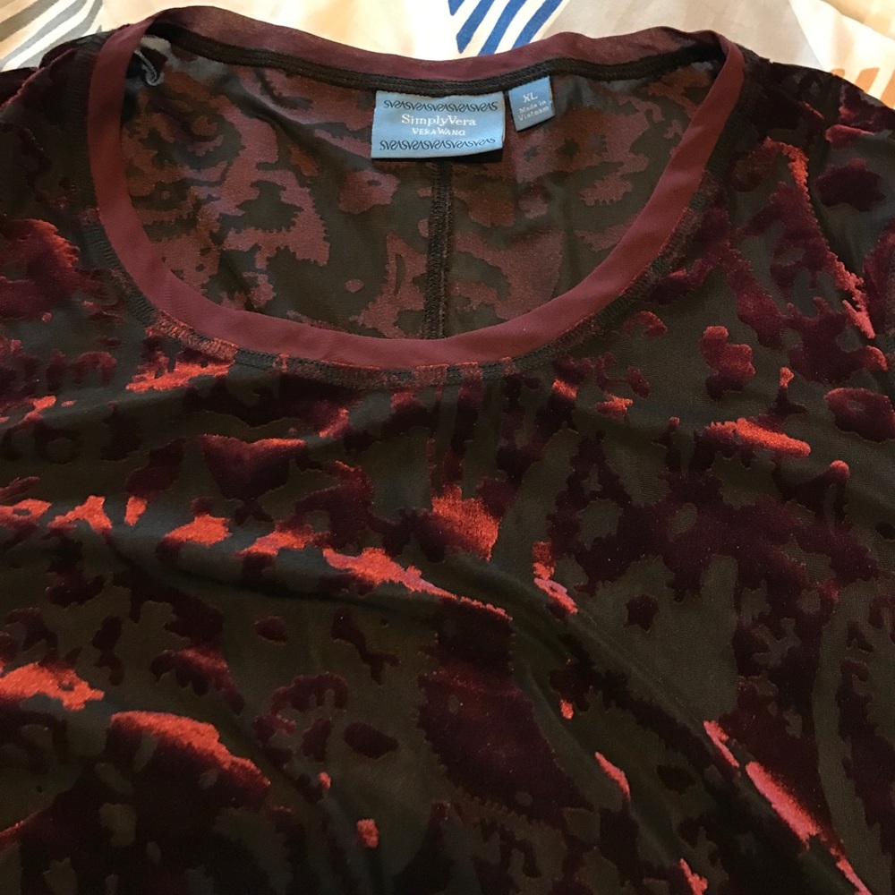 Gorgeous like new top