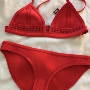 Triangl red velvet bikini