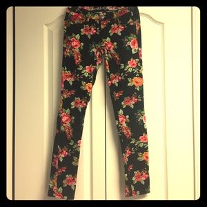 Lovely Floral Pants- Perfect for Spring! Sz. 1