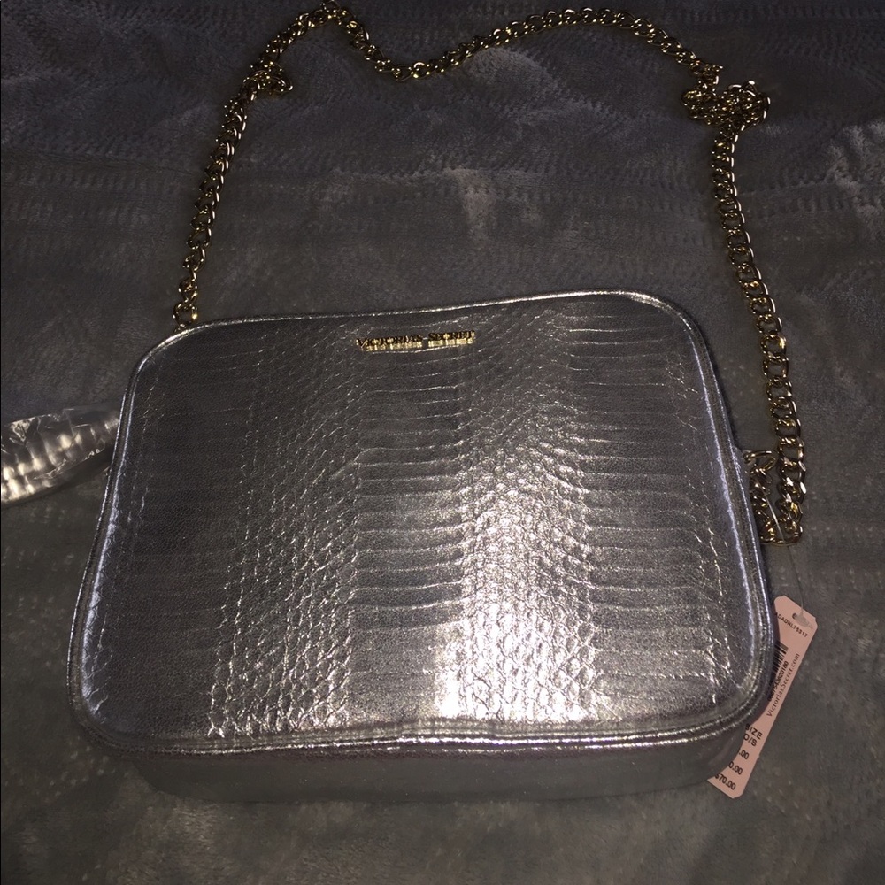 Victoria's Secret Silver Evening Bag..nwt