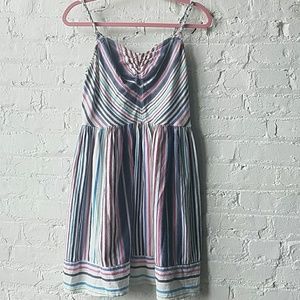 ⭐️  I heart Ronson Dress