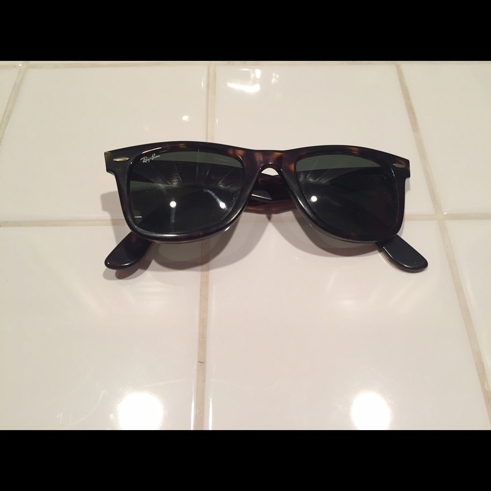 Original Ray- Ban wayfarer sunglasses